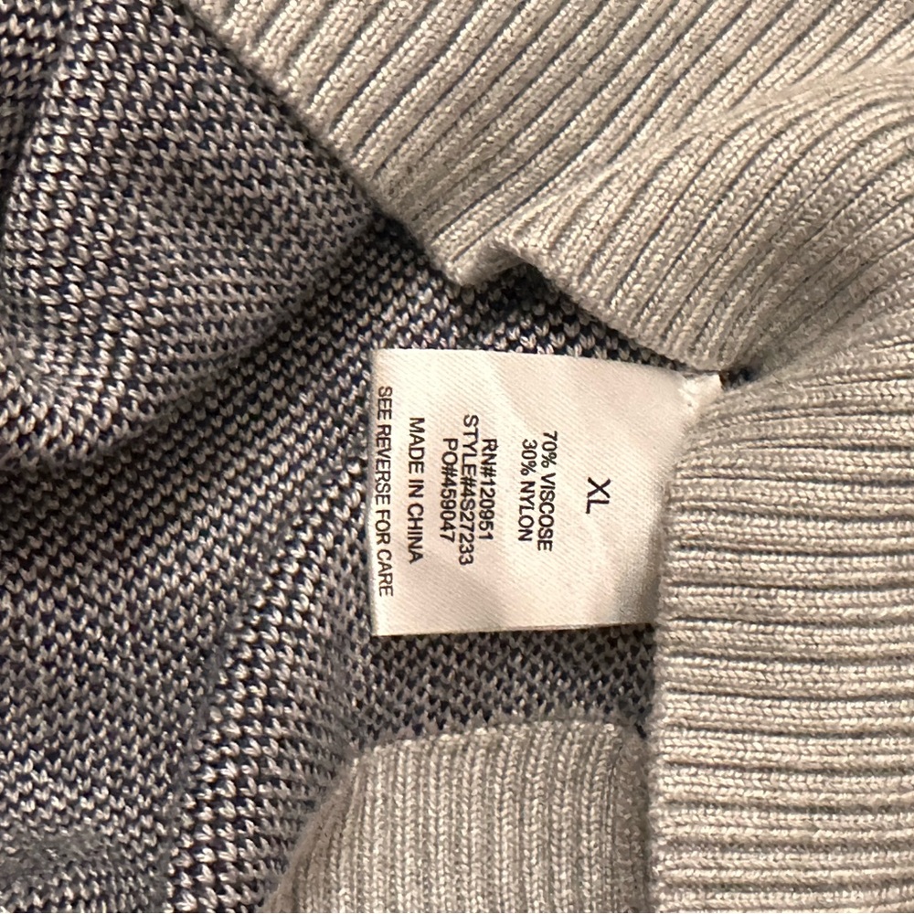 Pink Rose Gray ‘TiniTime’ Graphic Crewneck Lightweight Sweater - Picture 3 of 4